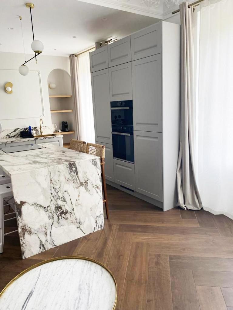 Le Petit Versailles - Appartement Centre Гренобль Екстер'єр фото